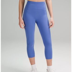 Lululemon Swift Speed High-Rise Crop 21" Tight Size 2 Wild Indigo Blue Pockets